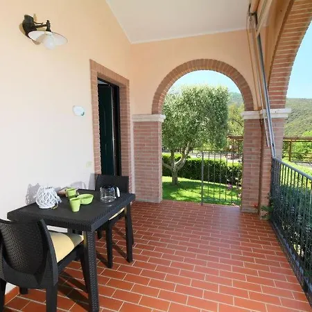 Bicchi Aparthotel *
